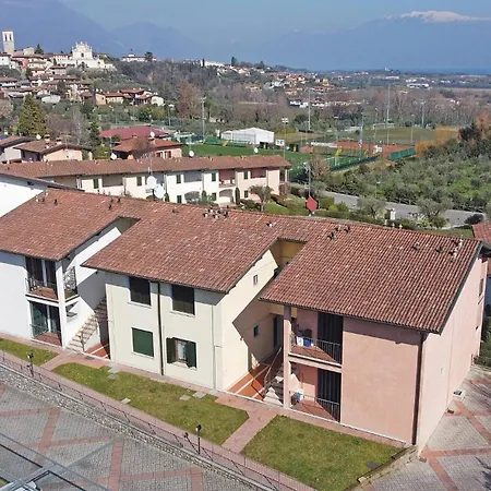 Blu Garda View